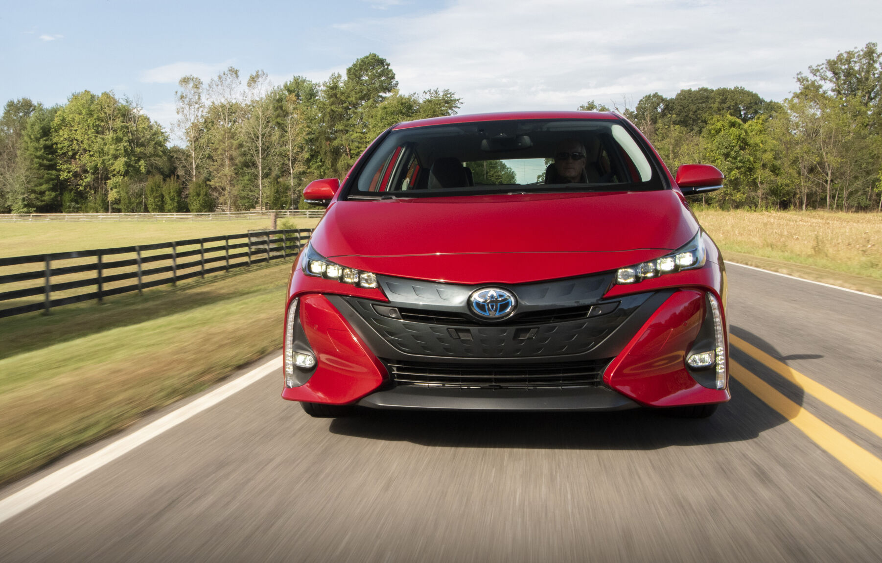 2021_Prius_Prime_Red_003.jpg